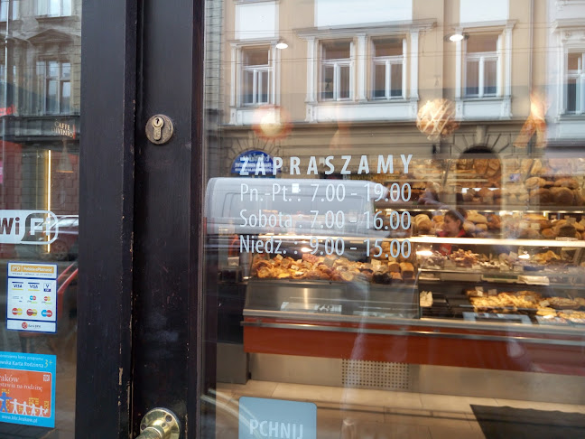 Comentarii opinii despre Piekarnia i Cukiernia Buczek