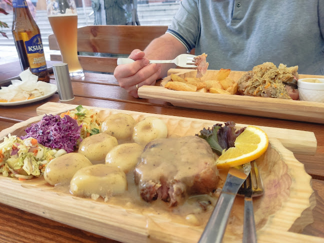 Pod Łabędziami - Gastronomia