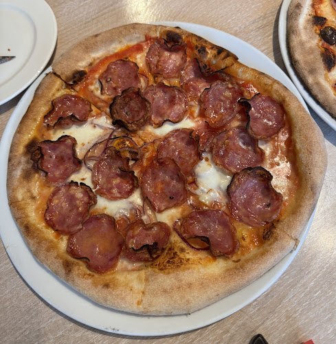 Opinii despre Dom Pizzy i Wina în Częstochowa - Gastronomia