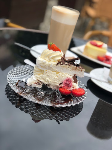 Comentarii opinii despre Kawiarnia Ambrozja w Oleśnicy