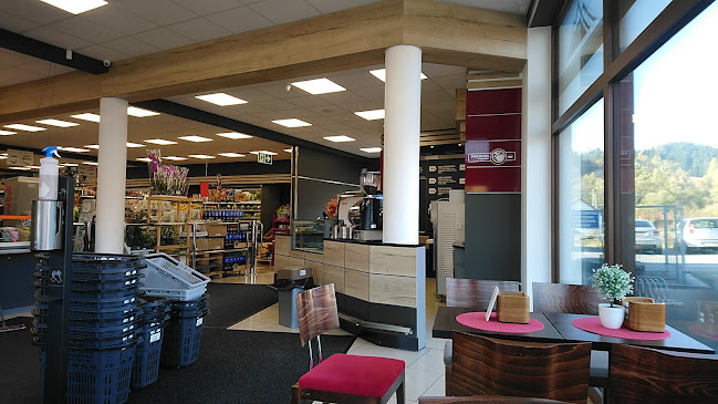 DW957 15b, 34-484 Zubrzyca Górna