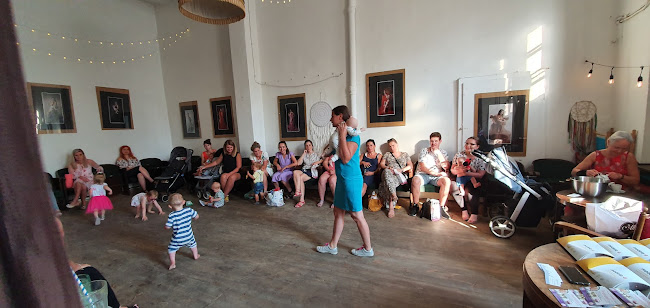 Comentarii opinii despre HERBACIARNIA niezależny ośrodek kultury