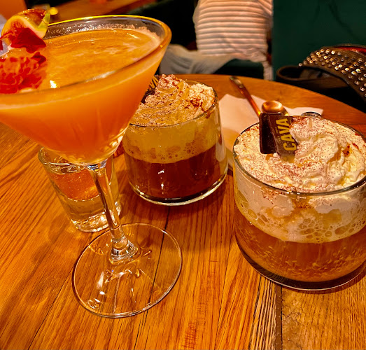 Nowy Świat 30, 00-373 Warszawa, Polska