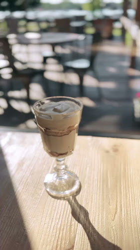 Marina Rydzewo Bistro Port Domki na Mazurach