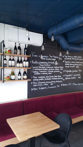 „Bardzo Włosko!” Pizza i Wino - Gastronomia