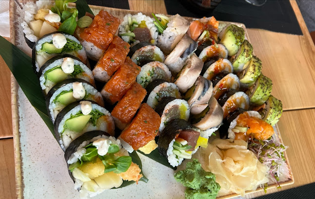 Hoshi Sushi Jagodno - Gastronomia