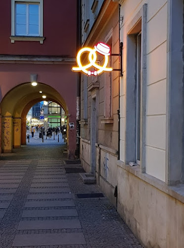 Comentarii opinii despre Pan Precel