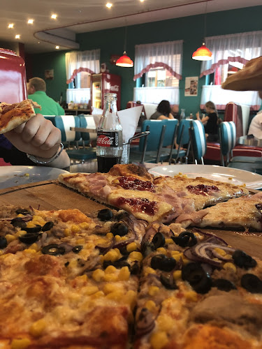 Comentarii opinii despre KOLORADO