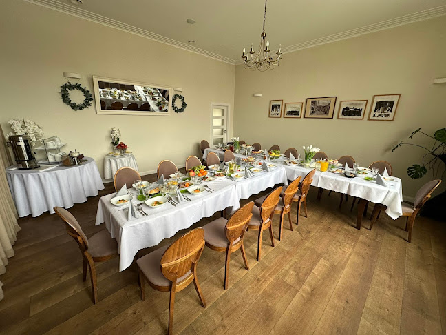 Restauracja Pod Zamkiem Brzezowska A.