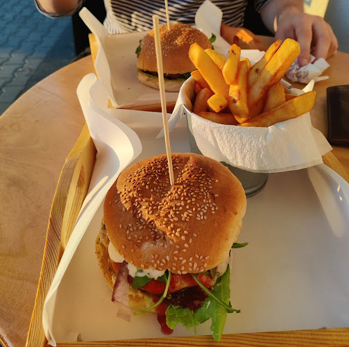 Opinii despre Wolove Burgers Mistrzejowice în Kraków - Gastronomia
