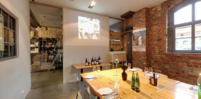 Wojskowa 4, 60-792 Poznań