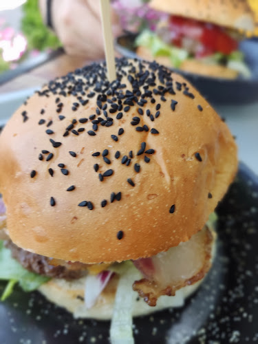 Podzamcze Bar Kórnik - Gastronomia