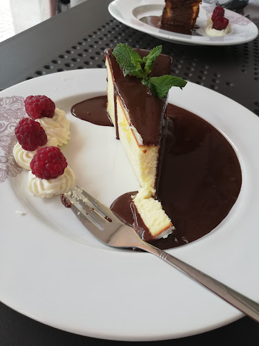 Adama Asnyka 11, 75-003 Koszalin