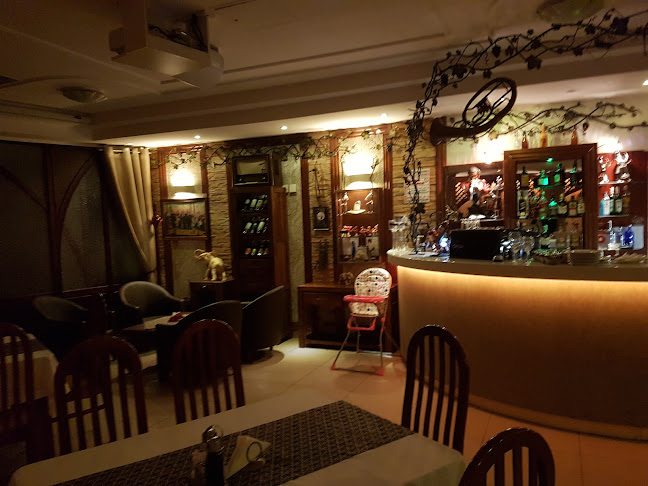 BombayMusic. Restauracja