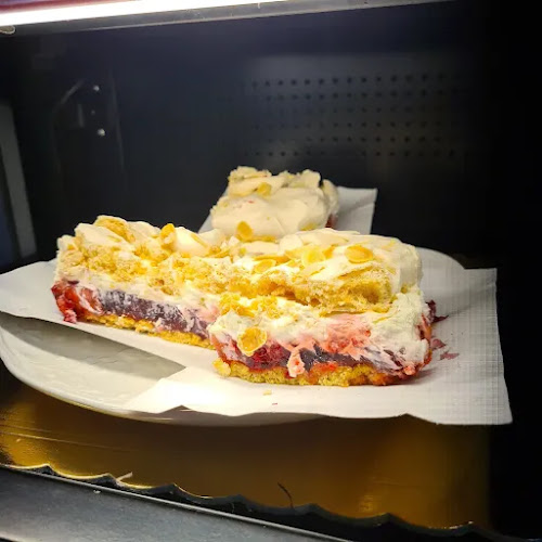 Comentarii opinii despre Kulka Targówek – lody rzemieślnicze, gofry, kawa.