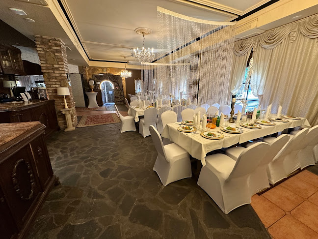 Hotel i Restauracja Podzamcze