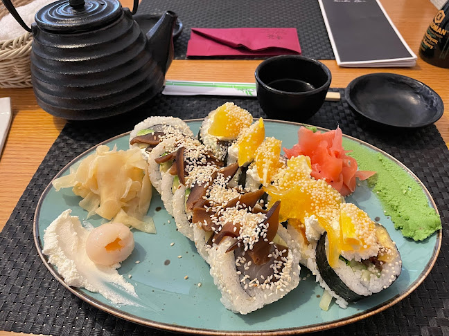 Sakura Sushi Bar - Gastronomia