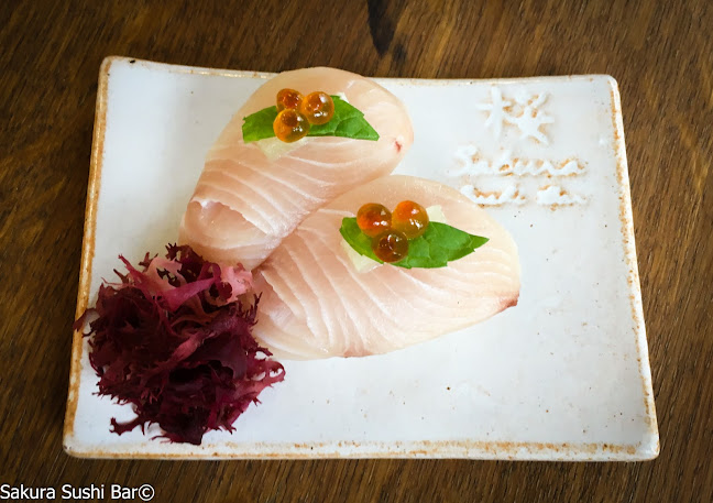 Opinii despre Sakura Sushi Bar în Katowice - Gastronomia