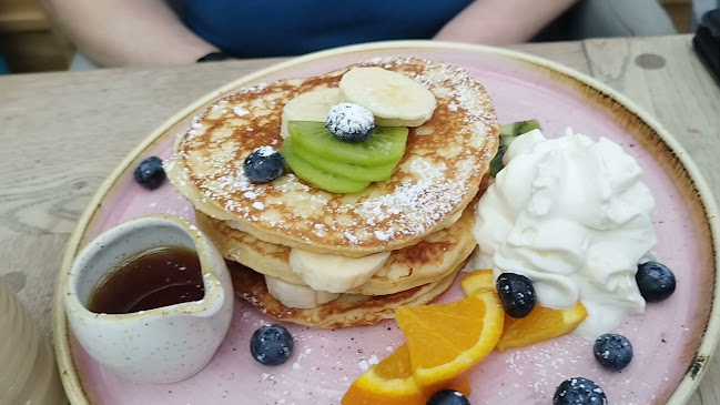 CAVA Organic Bistro Café Złote Tarasy