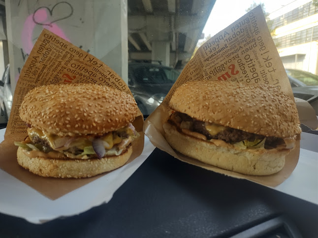 Legendarne Burgery - Gastronomia