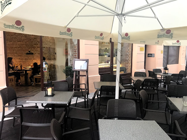 Comments and reviews of Czerwony Pomidor - Pizza Włoska Toruń