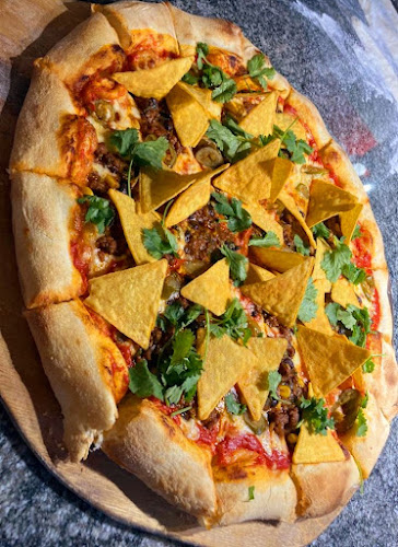 Comentarii opinii despre Afera Pizzera