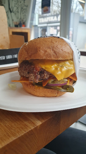 SurfBurger & OMG SMASSSH Wrzeszcz - Gastronomia