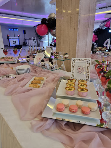 Pod Borem Restauracja I Noclegi