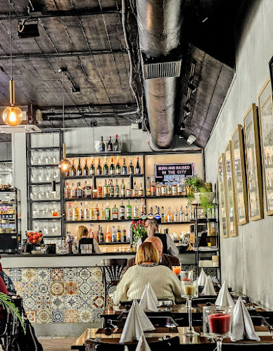 Restauracja Pełna Kultura Open Times