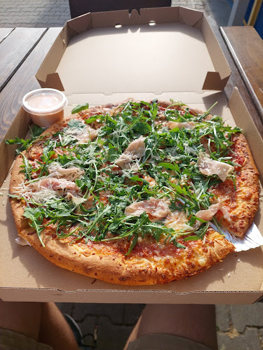 Pizza Farina Uno Phone number