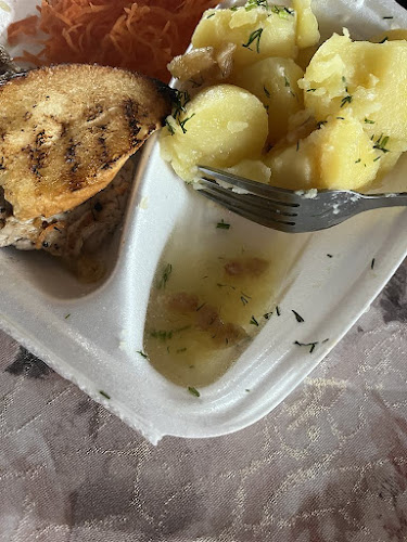 Restauracja Mazowsze. Tradycyjna Polska Kuchnia. Olbrzymie Porcje.