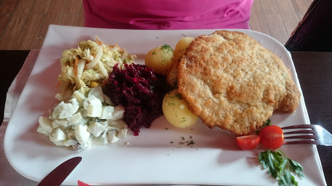 Restauracja Na Przedmieściu - Księginice