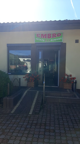 EMBRO. Punkt handlowo - gastronomiczny