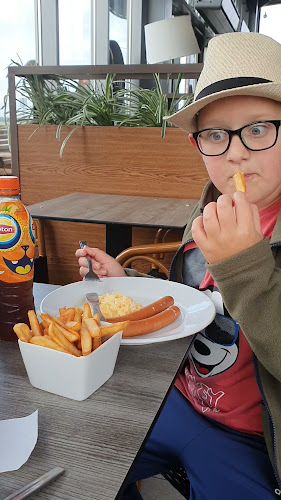 Opinii despre Eat & Fly în Nowy Dwór Mazowiecki - Gastronomia