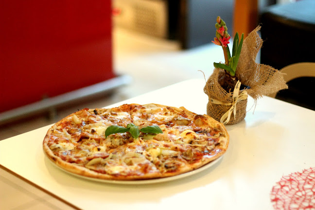 Pizza Express i Burgery - Gastronomia