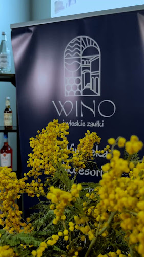 Wino i włoskie zaułki