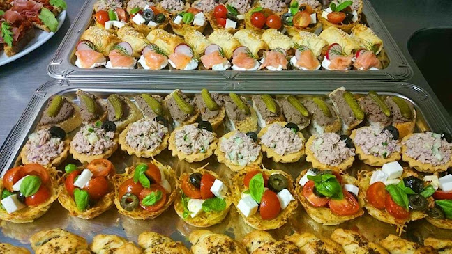 Kwadrans - catering i imprezy okolicznościowe - Gastronomia