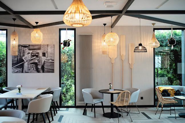 Opinii despre CAFE BISTRO KŁOS | Piekarnia Ciastkarnia KŁOS 24H în Katowice - Gastronomia