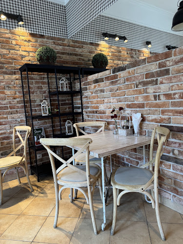 Dom Pizzy i Wina - Gastronomia