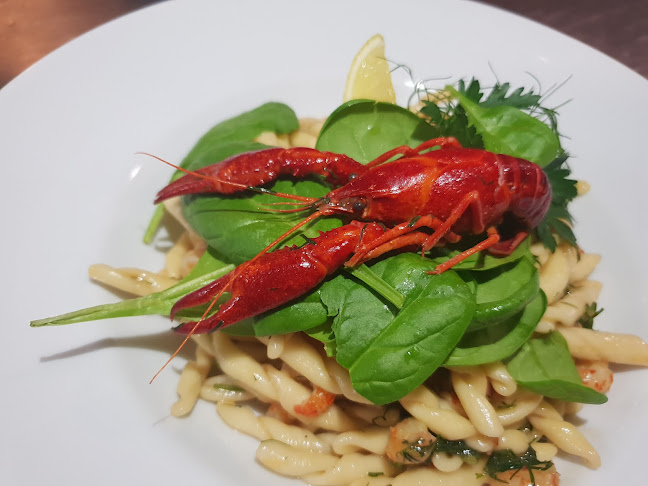 Comentarii opinii despre Bazylia Restauracja, organizacja przyjęć, Łazy / Magdalenka. Catering dla firm i klientów indywidualnych.