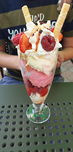 Opinii despre Cukiernia Szczerbiński în Słubice - Gastronomia