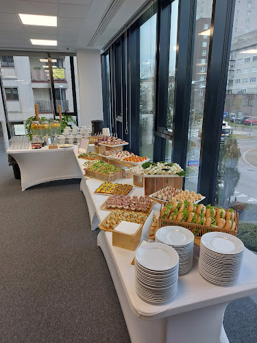 Opinii despre Yummy Party Box în Warszawa - Gastronomia