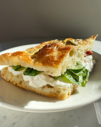 Di Bakery / Piekarnia Dinette