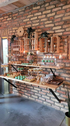 Krucho! Cakes & Coffee Open Times
