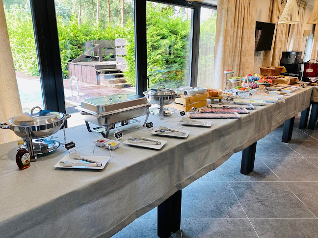 Restauracja Wakacyjna Wioska Ngo Wręcza - Gastronomia