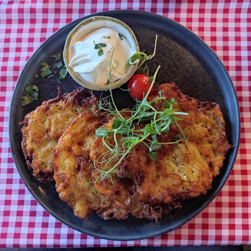 Jamki 6, 32-089 Czajowice