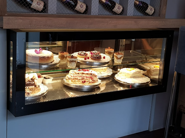 CAVA Organic Bistro Café