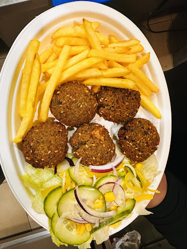 Comentarii opinii despre Sultan Kebab Grill & Falafel