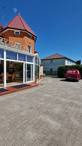 Stary Młyn Restauracja - Hotel Organizator imprez Pokoje gościnne Kuchnia polska Obiady domowe - Nasielsk
