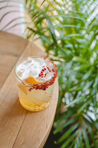 CAVA Organic Bistro Café - Warszawa